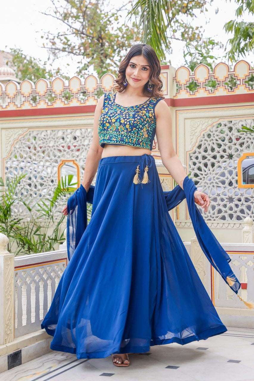 Women's Navy Blue & Pink Bandhani Print Ready To Wear Lehenga With Blouse &  Dupatta at Rs 1615 in New Delhi | ID: 2849364024791